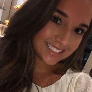 Meet your Posher, Sophia